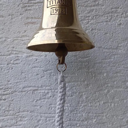 Zur Goldenen Glocke Apartment *